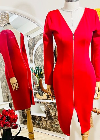 Uzun Kırmızı V Yakalı Fermuarlı Elbise - Görsel 2