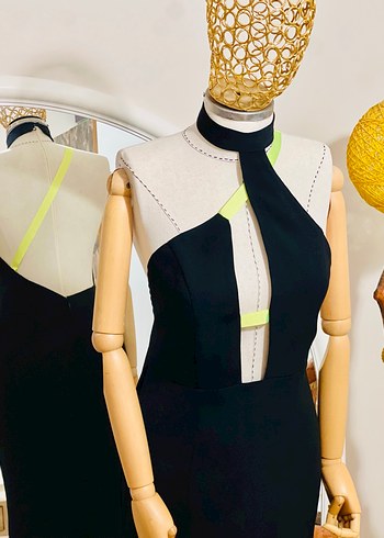 Uzun Siyah Drapeli Kadın Elbise - Görsel 2