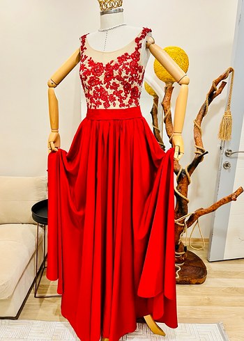 Kırmızı İşlemeli Uzun Abiye Elbise - Görsel 3