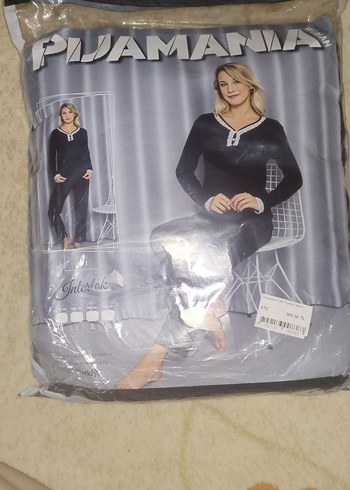siyah Uzun Kollu Rahat Kadın Pijama Takımı
