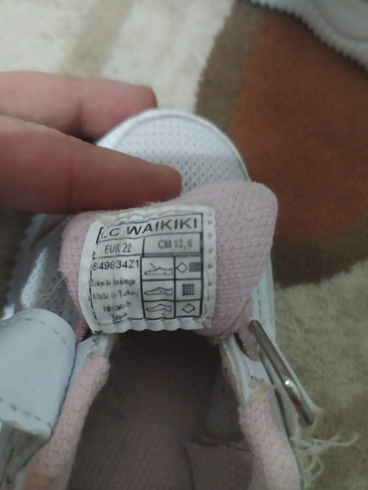 Kız Çocuk Beyaz Cırtlı Spor Ayakkabı - Görsel 3