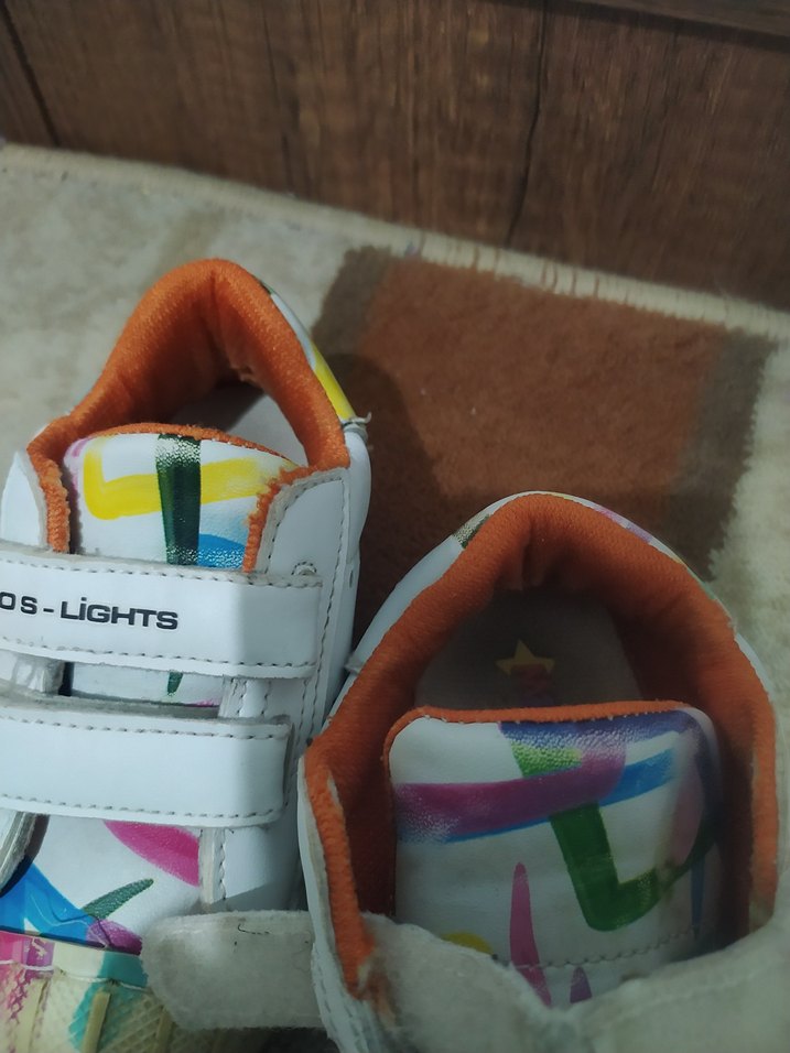 Kız Çocuk Çok Renkli Velcro Spor Ayakkabı - Görsel 4