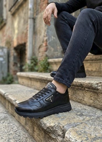Prada ürünü