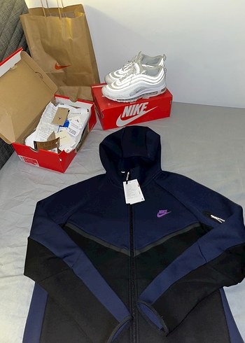 Nike Tech Fleece Lacivert Esofman Ustu