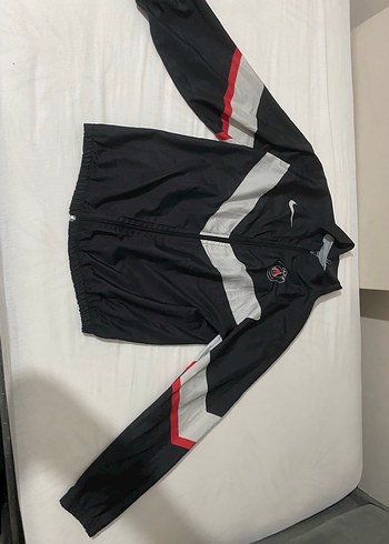 Nike Siyah Gri Kirmizi Spor Ceket