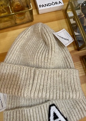 İnitialess Bej Örgü Bere - Görsel 3