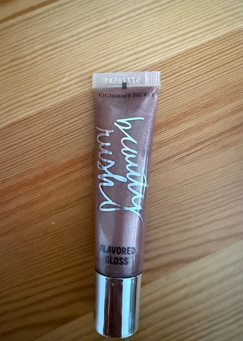 Victoria Secret Dudak Parlatıcısı - Görsel 2