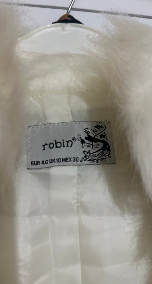 Beyaz Kadın Midi Boy Kürk Detaylı Ceket - Görsel 3