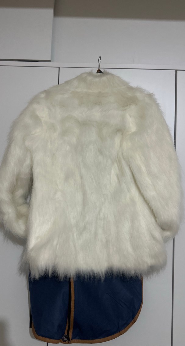 Beyaz Kadın Midi Boy Kürk Detaylı Ceket - Görsel 4
