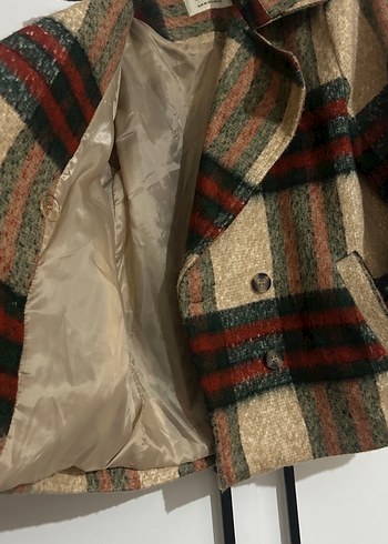 Düğmeli Kısa Kahverengi Yün Kadın Kaban - Görsel 4