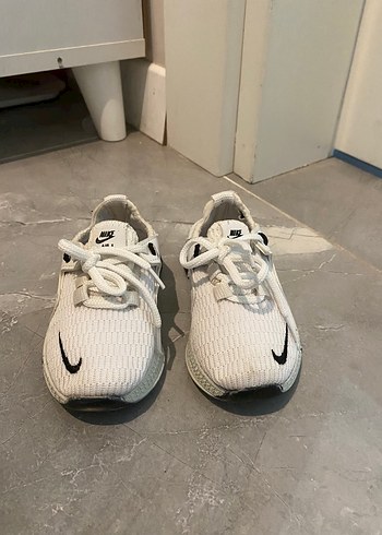 Beyaz Nike Spor Kadın Sneakers