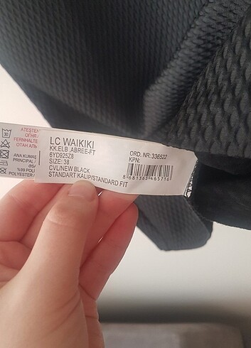 38 Beden Lc waikiki siyah taşlı elbise