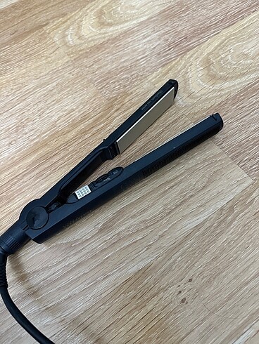 Babyliss saç düzleştirici yeni gibi