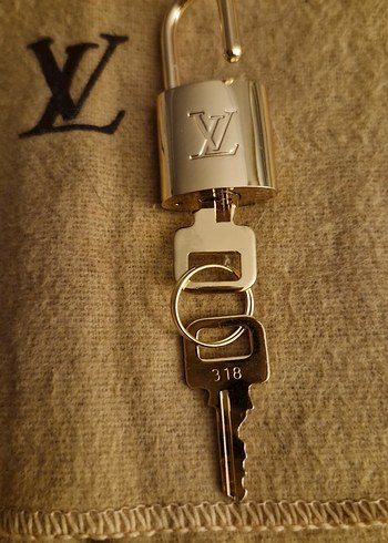Louis Vuitton kilit