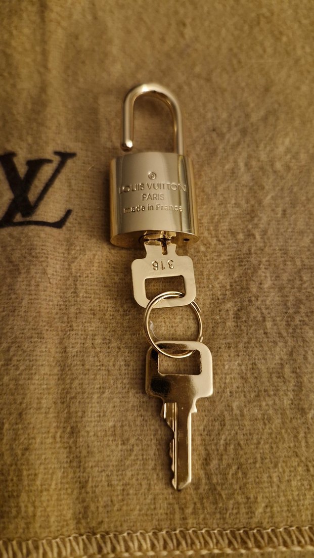 Louis Vuitton kilit - Görsel 2