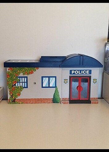 Playmobil polis istasyonu