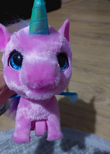 FurReal Flyalots Pembe Peluş Oyuncak - Görsel 3