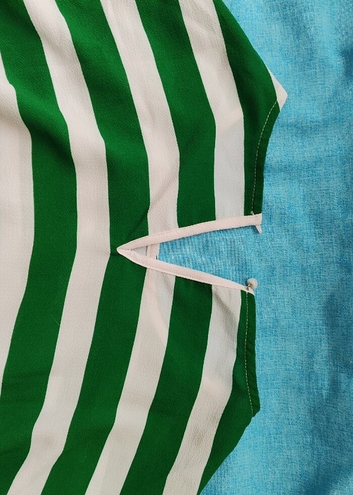 Çizgili bluz kısa kol - Görsel 3