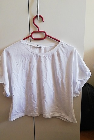 Diğer 2 beyaz 1 gri tişört yalnızca 8 lira