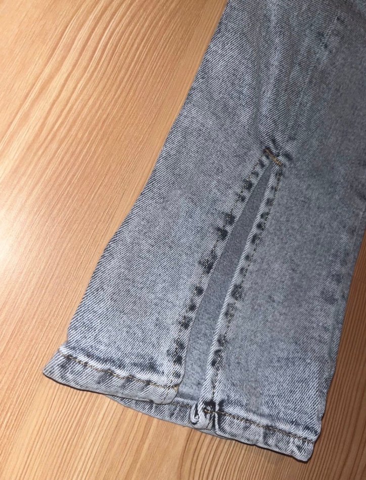 Gri bluz ve kot pantolon ön yırtmaçlı ikili satış - Görsel 4