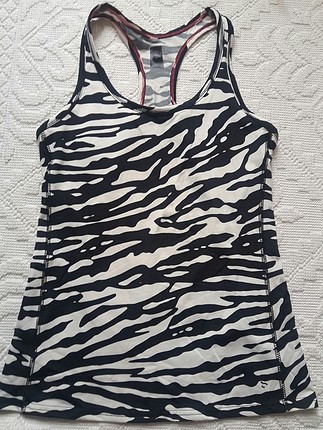 h&m sporcu üst