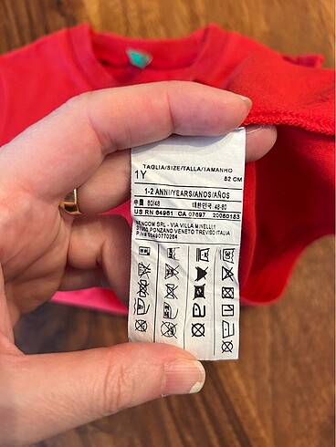 12-18 Ay Beden kırmızı Renk Benetton erkek çocuk tişört