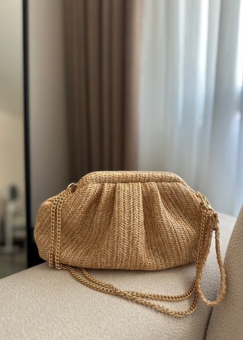 Zara Zincir Detaylı Bej hasır Kadın Clutch Çanta