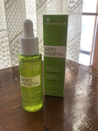 Yeni yves rocher sebo vegetal serum