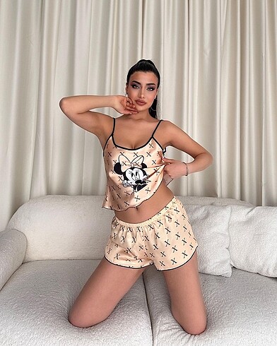 s Beden çeşitli Renk Saten Pijama Takımı