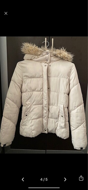 m Beden beyaz Renk Bershka mont