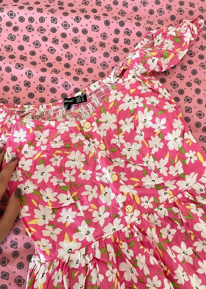 Çiçek desenli elbise - Görsel 2