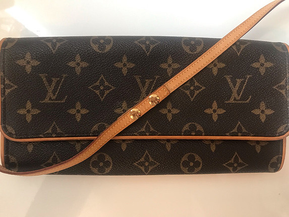 Louis Vuitton Çapraz omuz isterseniz el portföyü çanta