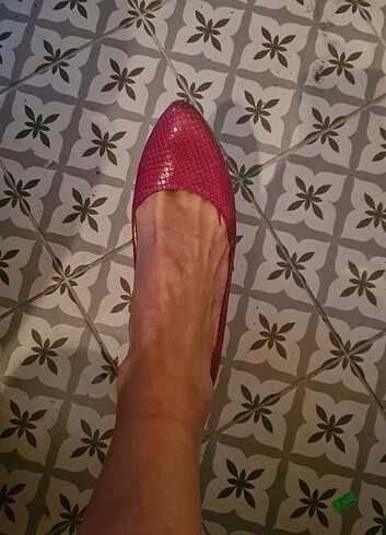 DKNY hakiki deri stiletto 