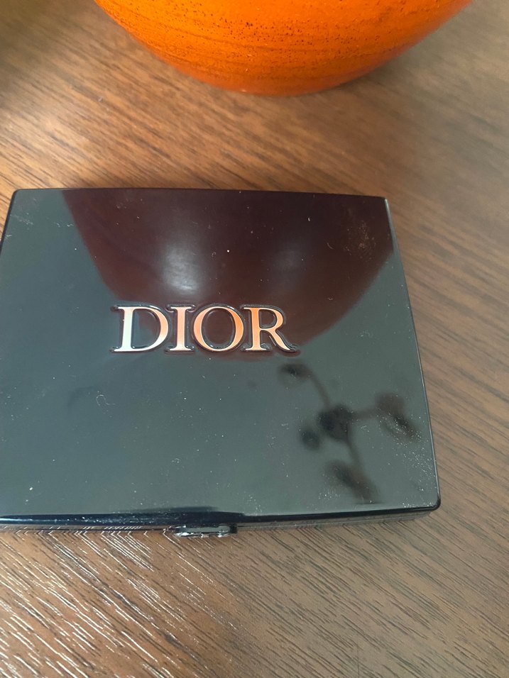 Dior Kırmızı Tonlu Göz Farı Paleti - Görsel 4