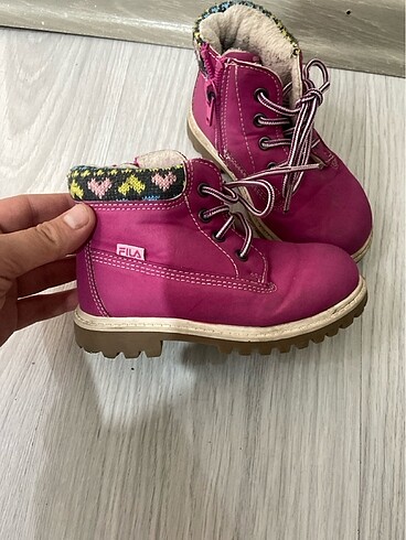 Fila Kız çocuk botu