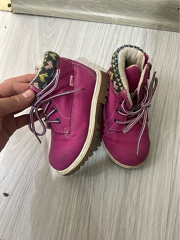 23 Beden pembe Renk Kız çocuk botu