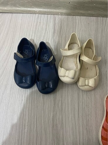 İgor marka kız çocuk sandalet