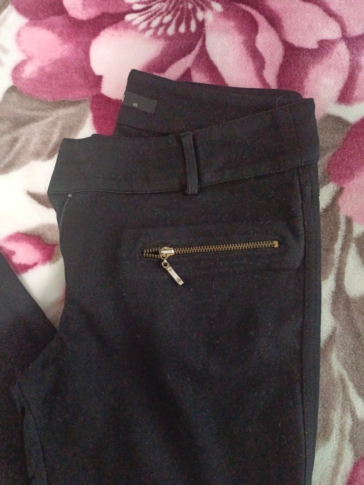 Kadın Siyah Baskılı Dar Kesim Kumaş Pantolon - Görsel 2