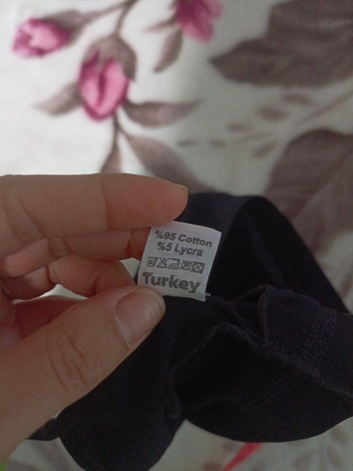 Siyah Goth Tarzı Spor Sütyeni - Görsel 3