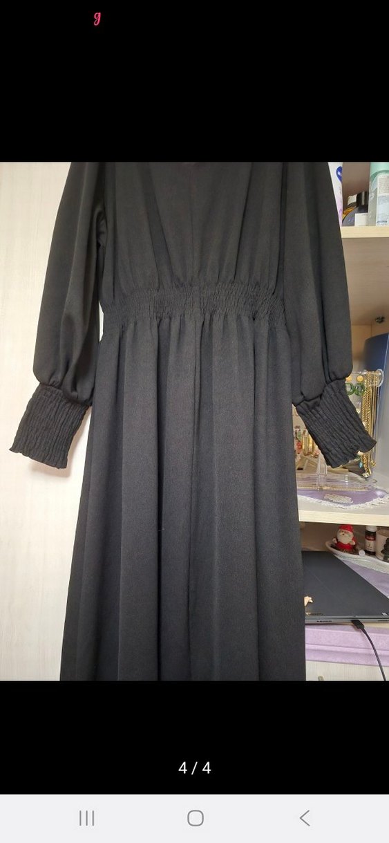 Uzun Siyah V Yaka Gotik Elbise - Görsel 4