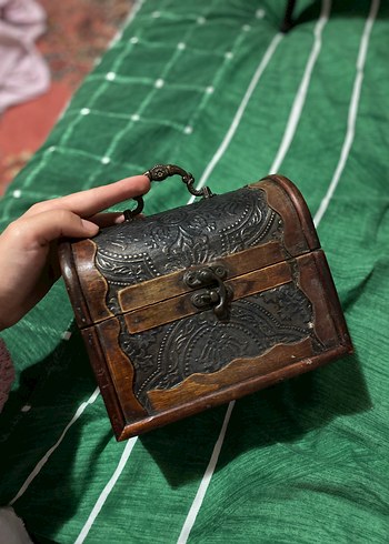 American Vintage Vintage El İslemeli Ahsap Kutu