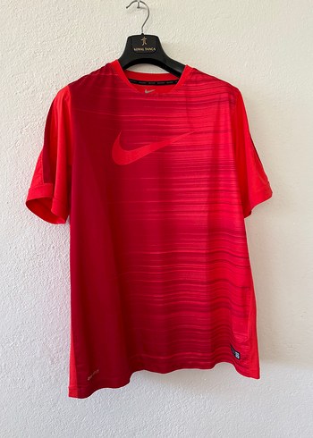 Nike Orijinal Nike Dri Fit Kirmizi Antrenman Formasi Tisortu Xl
