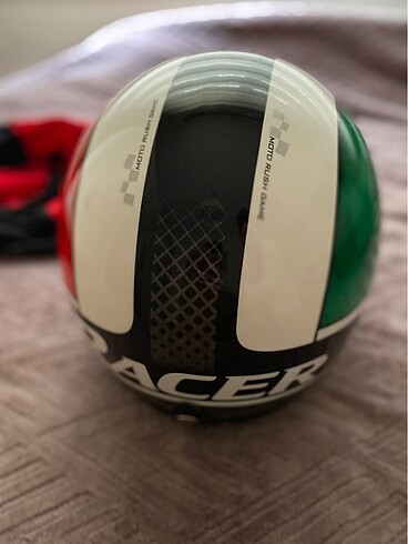 Yohe Helmet Kask