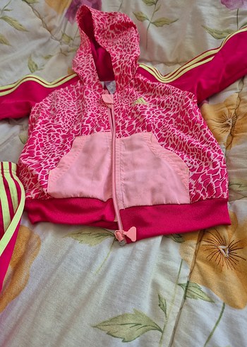 Kız Çocuk Pembe Kapüşonlu Fermuarlı Eşofman Takımı - Görsel 5