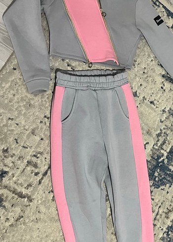 Gri Pembe Kapüşonlu  Eşofman Takımı - Görsel 4
