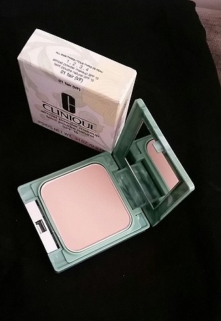 Clinique Almost Powder