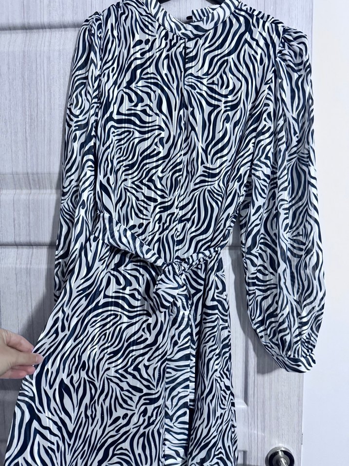 Zebra Desenli Gri Mini Elbise - Görsel 2