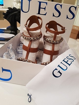 Guess ayakkabım 38 numara