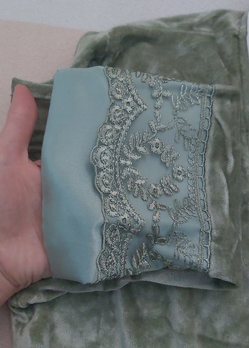 Nakış Detaylı Gri Uzun Kadın Bornoz - Görsel 3