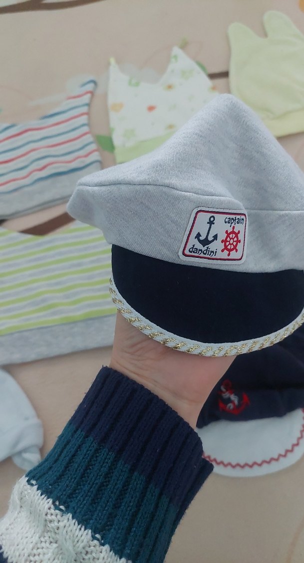Çocuklar için Karışık Renkli Tekstil Şapkalar - Görsel 2